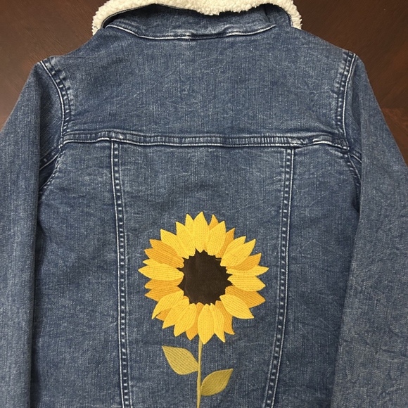 Girls Gymboree Denim Blue Jean Jacket Embroidered Flowers  Large Cute! - Picture 5 of 7